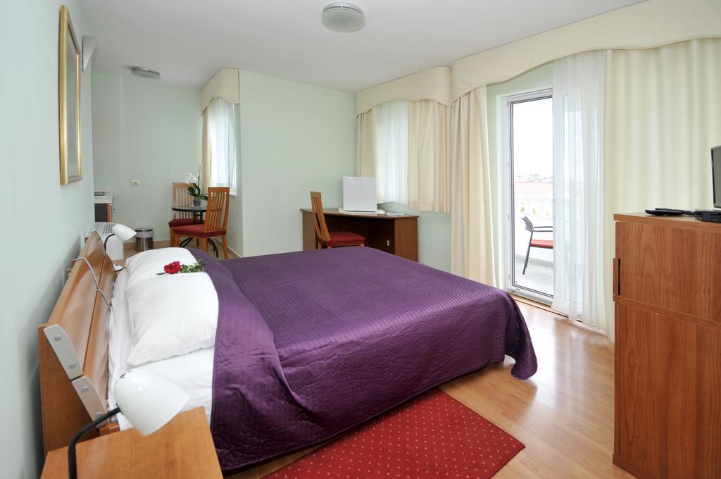 Villa Lida 2 Трогир Екстериор снимка
