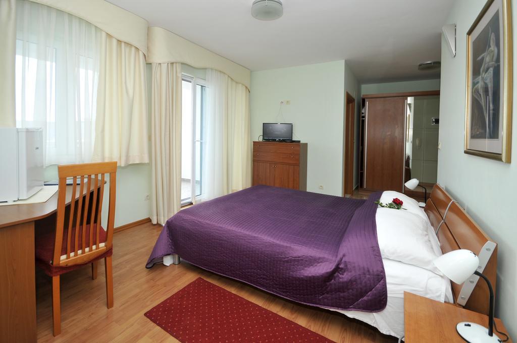 Villa Lida 2 Трогир Екстериор снимка
